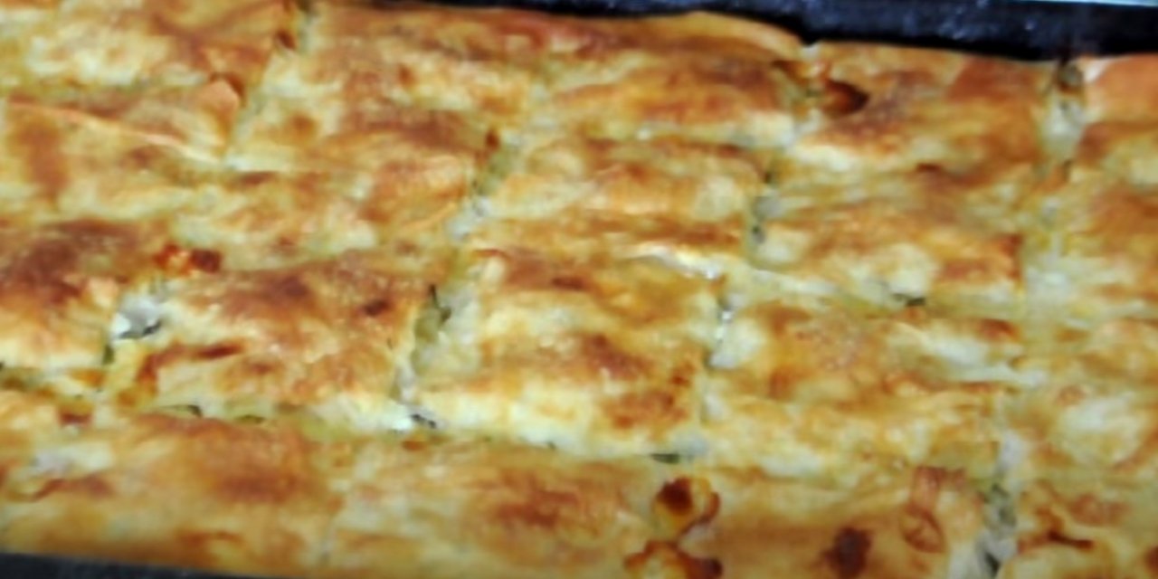 Su Böreği Yapmaya Üşenenler İçin Aynı Tat ve lezzette Makarnalı Börek Tarifi