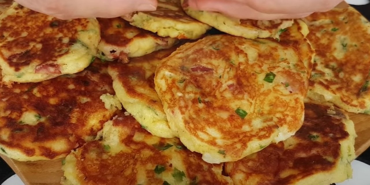 Kat Kat Bir Lezzet Çıtır Pastırmalı veya Sucuklu Börek Kıvamında Pankek Kulesi Tarifi