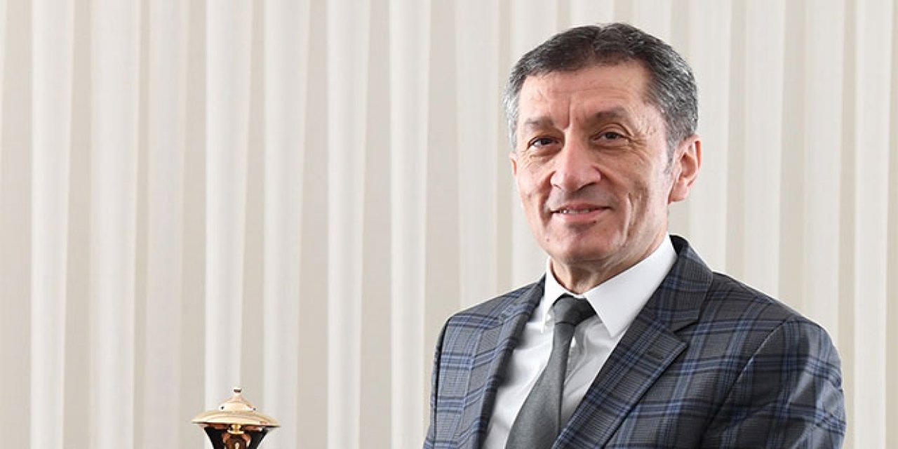 Milli Eğitim Bakanı Ziya Selçuk okulların açılış tarihini resmi olarak duyurdu..