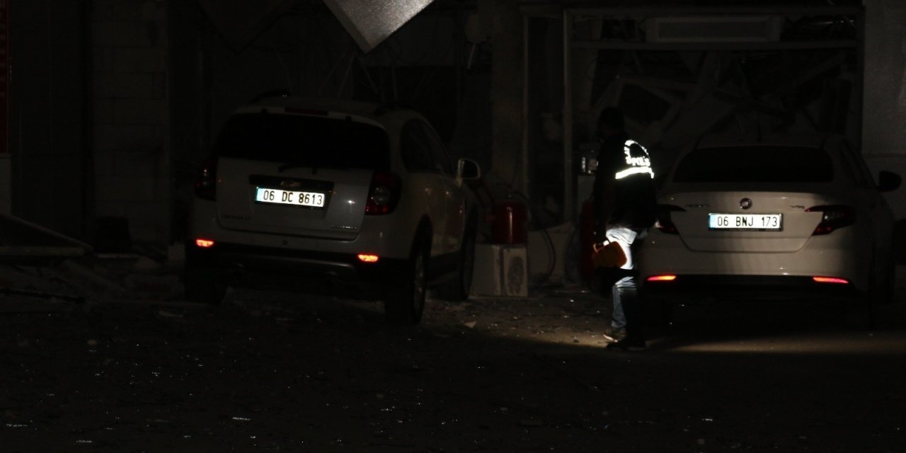 Ankara Yenimahalle'de Akaryakıt İstasyonununda Patlama meydana geldi
