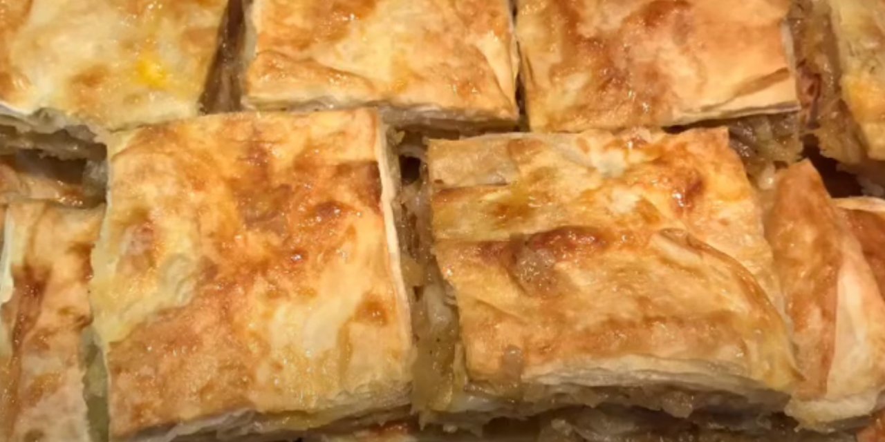 2 Patates, Biraz Peynir ve 3 Hazır Yufkadan Yapılan Çıtır Çıtır En Kolay Börek Tarifi