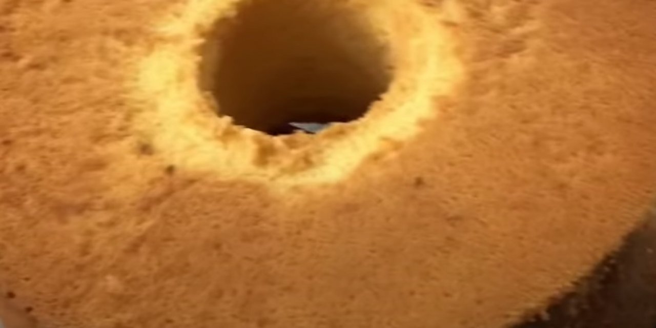 Son dönemin en popüleri olan Limonlu Şifon Kek Nasıl Yapılır tarifi ve püf noktası nasıldır?