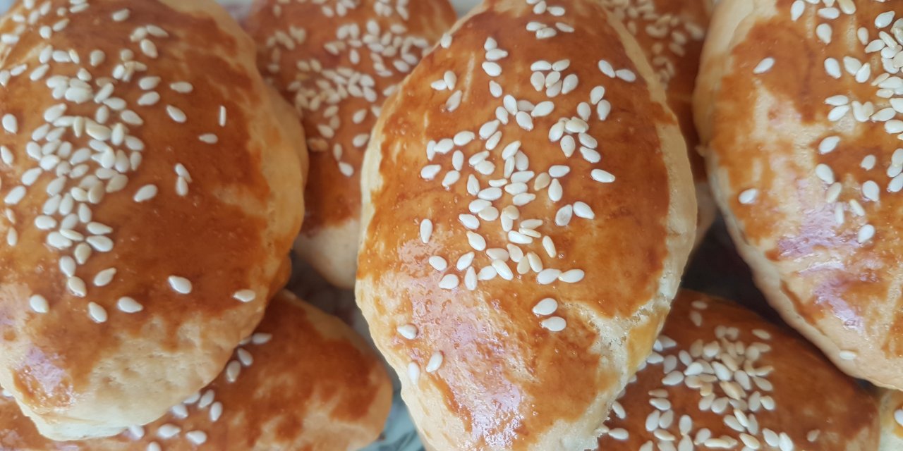 Ne Tıkar Ne Şişirir Sirkeyle Yapılan Lokum Gibi Yumuşacık Poğaça Tarifi