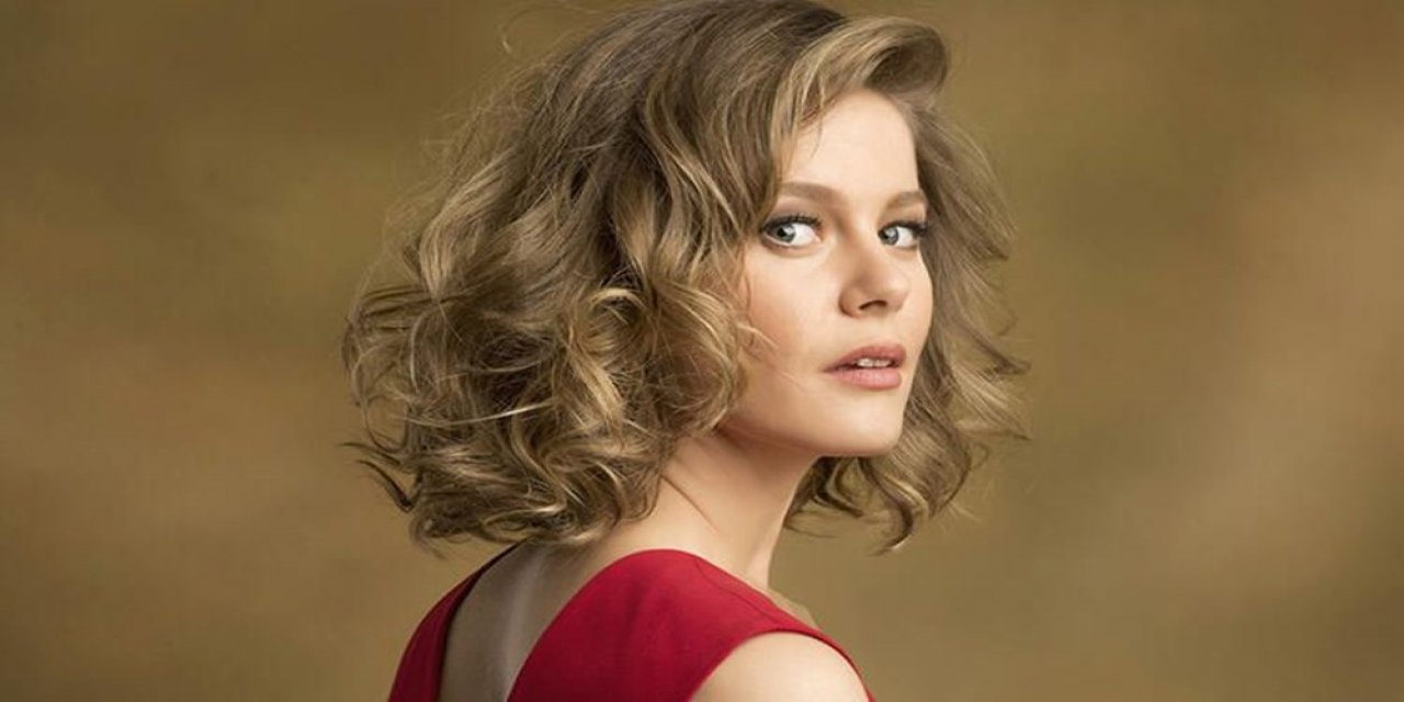 Burcu Biricik Meğer Estetik Güzeliymiş, Eski Halinin Görüntüsü Ortaya Çıktı