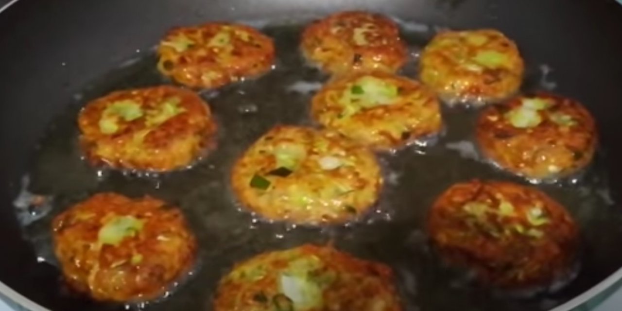 Sebze Köftesi Severlerin Unutamayacağı Bir Lezzet Kıymayla Yarışan Kabak Köftesi Tarifi