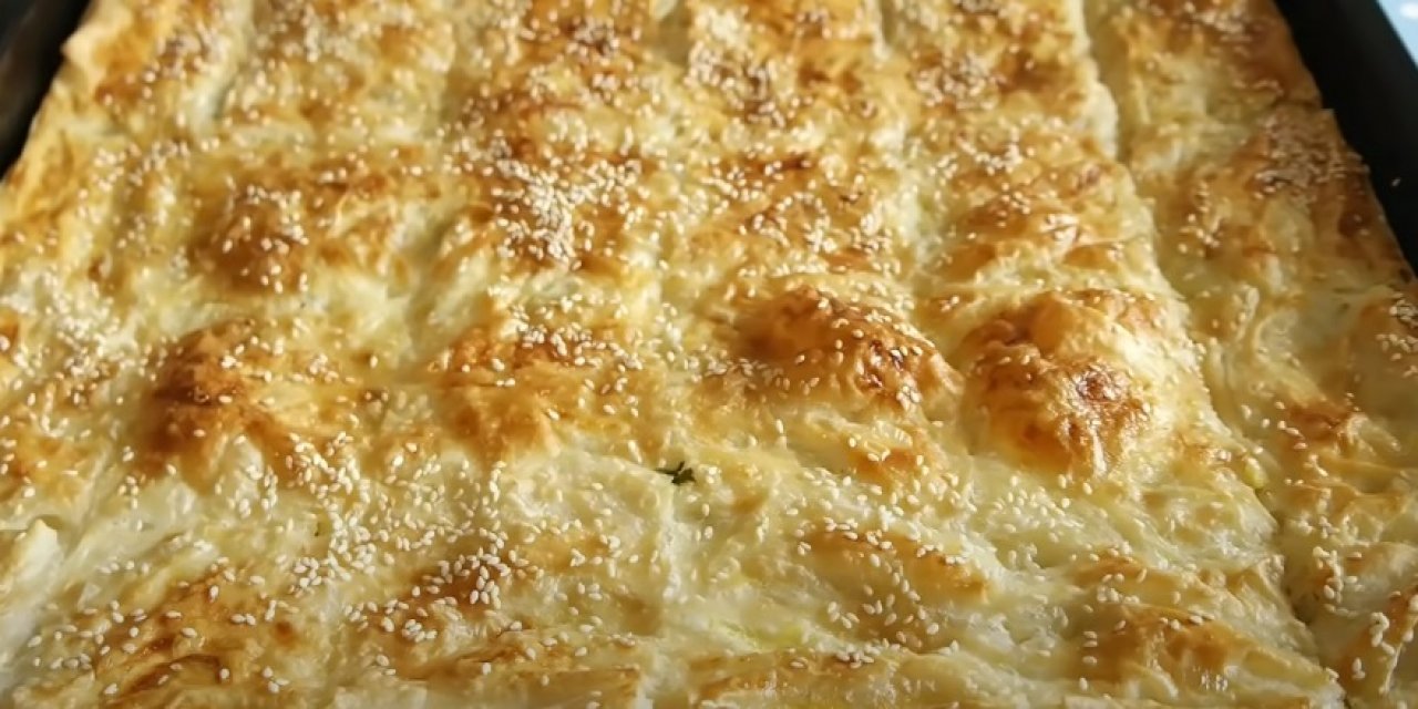 Dünyanın En Lezzetli Börek Tarifi! Sodalı Çıtır Çıtır Börek