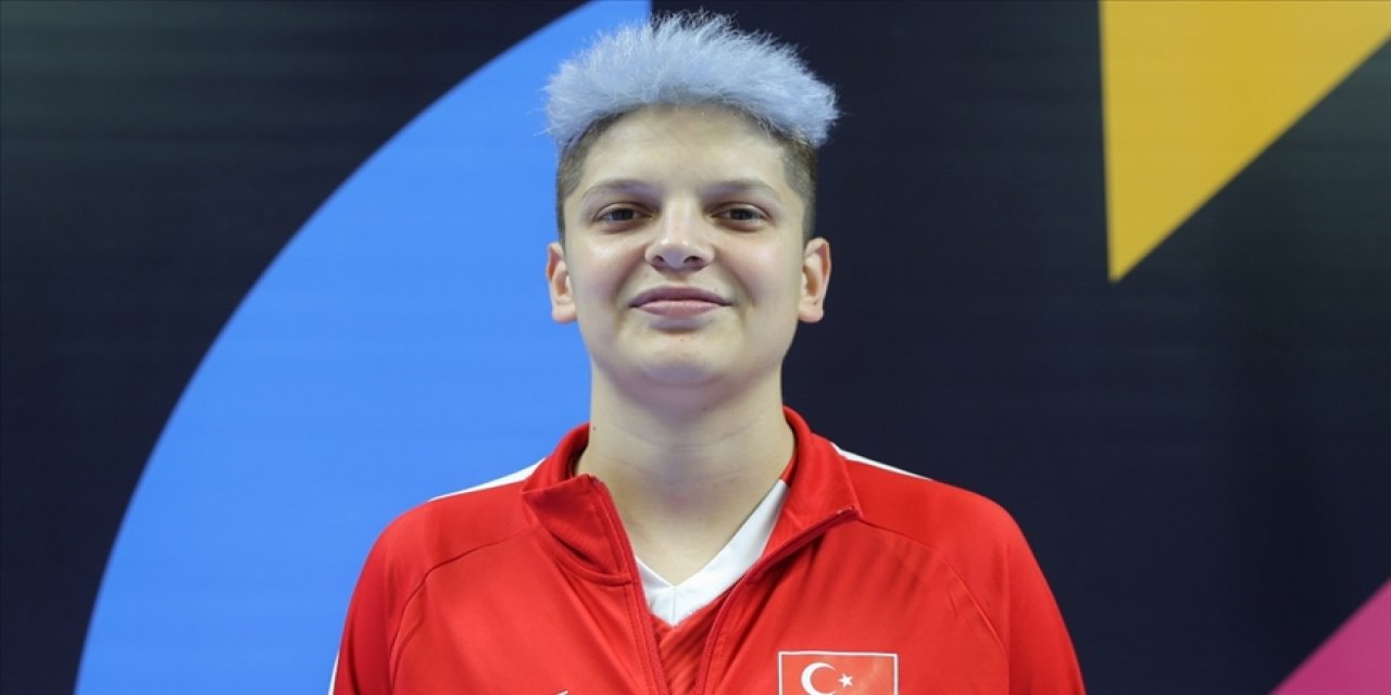 Efsane Sporcu Ebrar Karakurt'un uzun saçlı hali ortaya çıktı