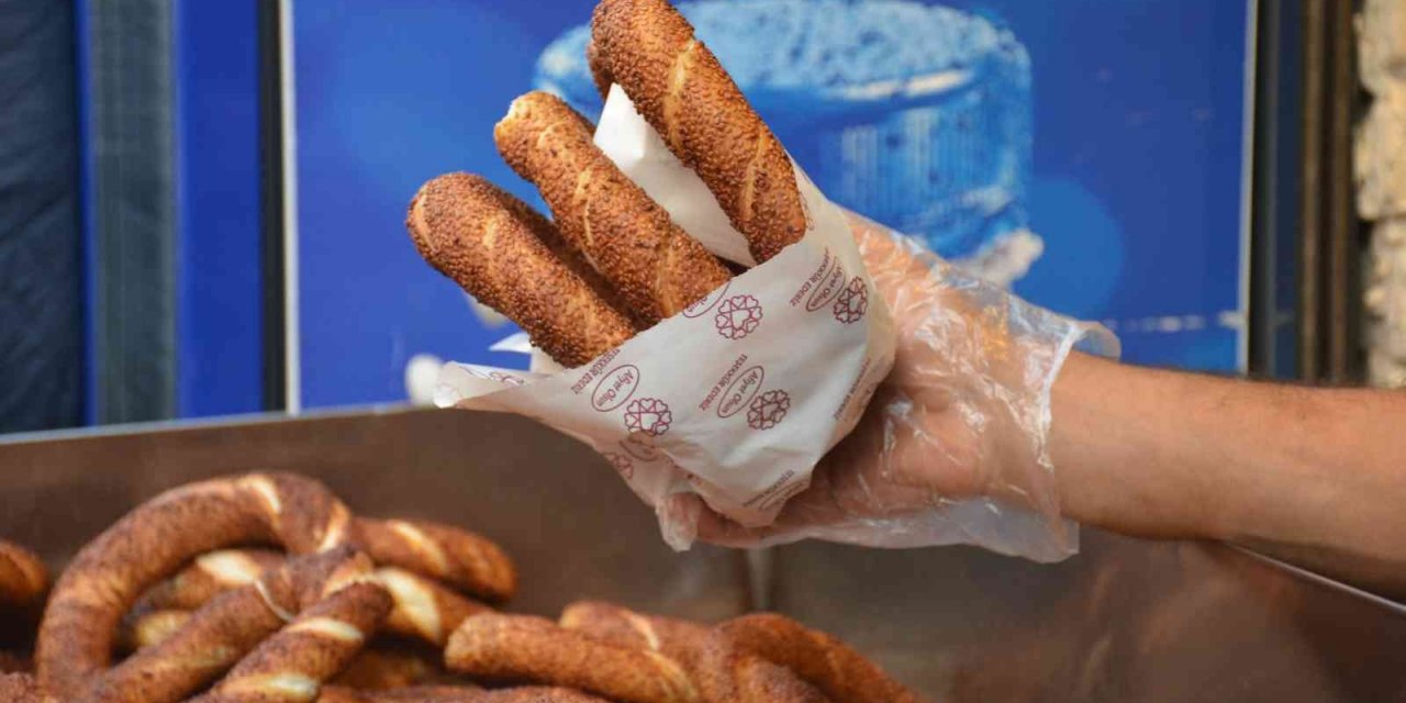 Simit Fiyatlarına Görülmemiş Zam. Önce Ekmek Şimdi Simit Zamlandı