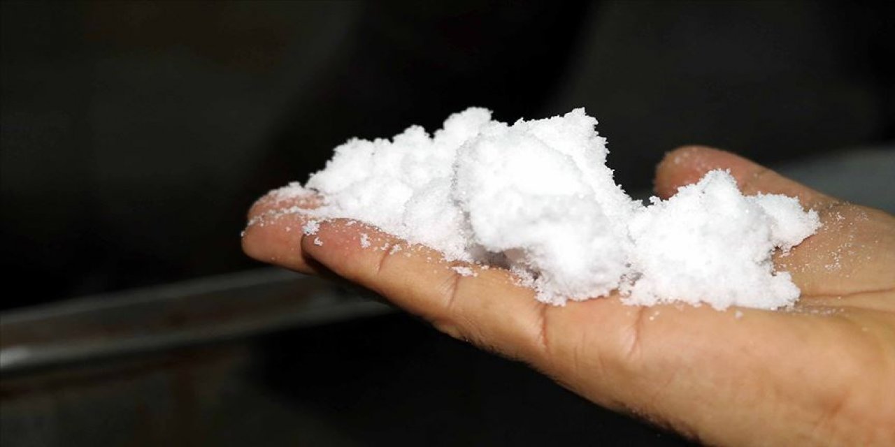 Bir Tutamıyla 3 Dakikada Ağrıyı Yok Ediyor
