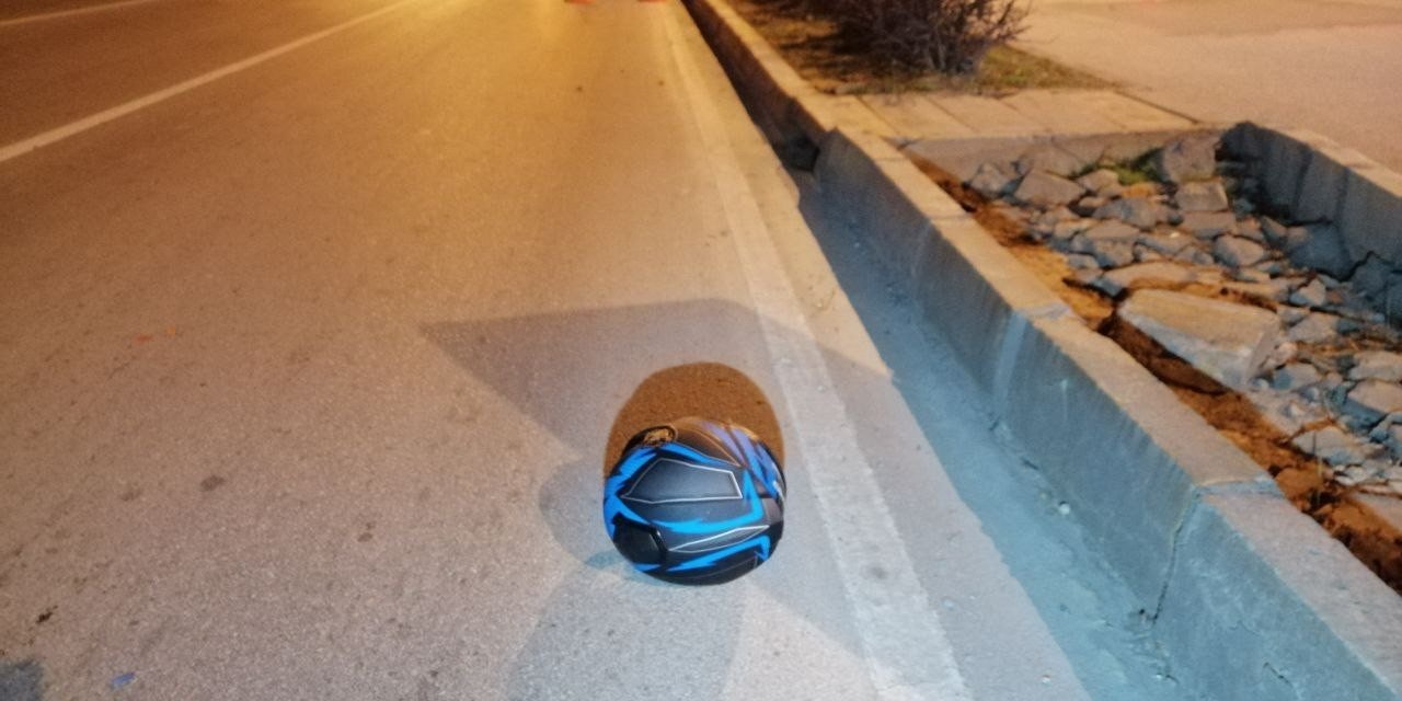 Antalya Kepez İlçesinde Motosiklet Kazasında Serkan Acar hayatını kaybetti.