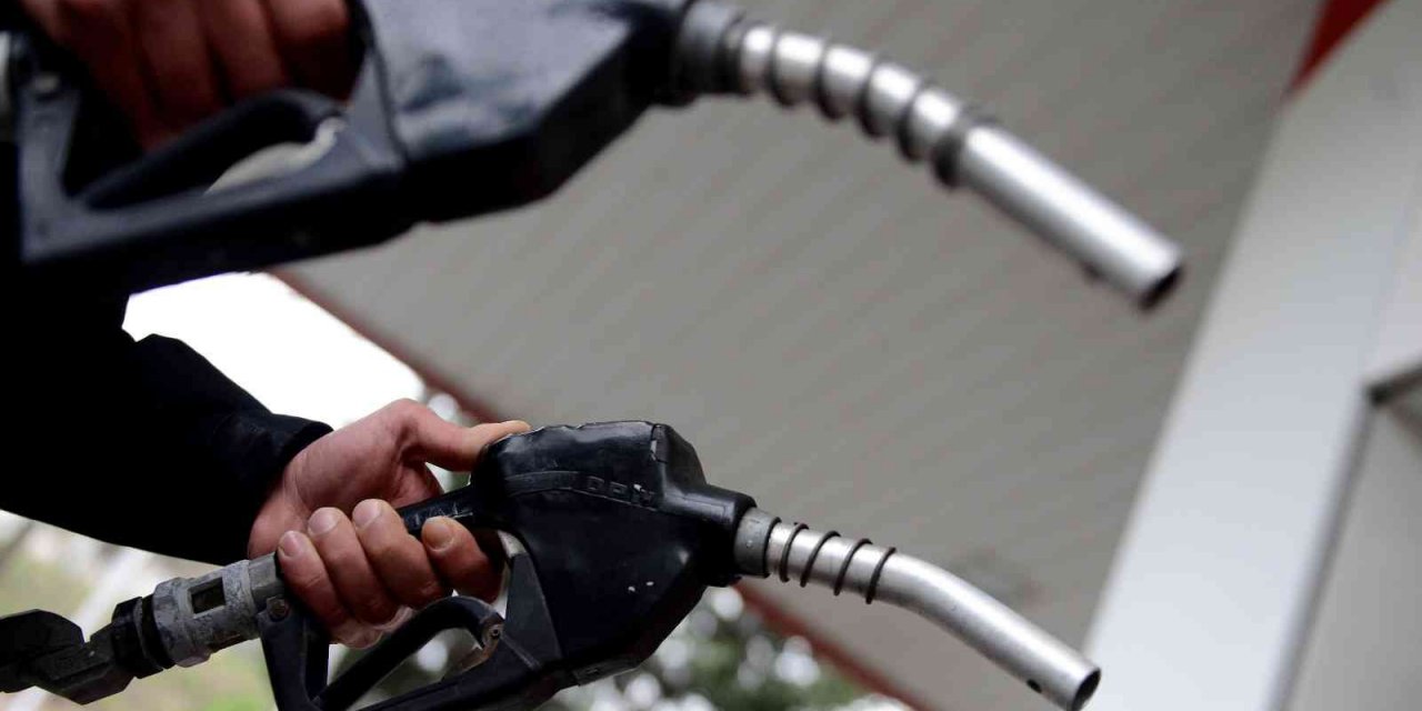 Benzine 39 kuruş Motorine de 32 kuruş Zam Geldi