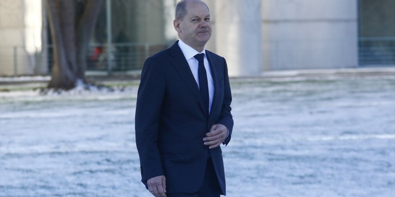 Almanya Başbakanı Scholz'ten Rusya'ya Kritik Ziyaret
