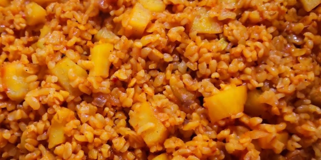 Doyurucu ve Çokta Bereketli Olan Patatesli Bulgur Pilavı Tarifi!