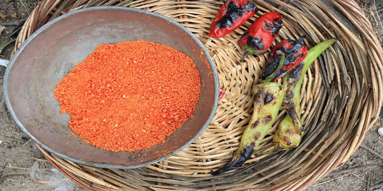 Geleneksel Tarhana Çorbası Nasıl Pişirilir? Kokusu Tüm Sokağı Saracak Tarhana Tarifi