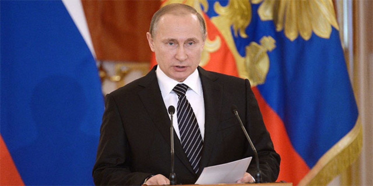 Eski Rusya Dışişleri Bakanı Kozyrev, Rus Diplomatları İstifaya Çağırarak Putin'e Rest Çekti