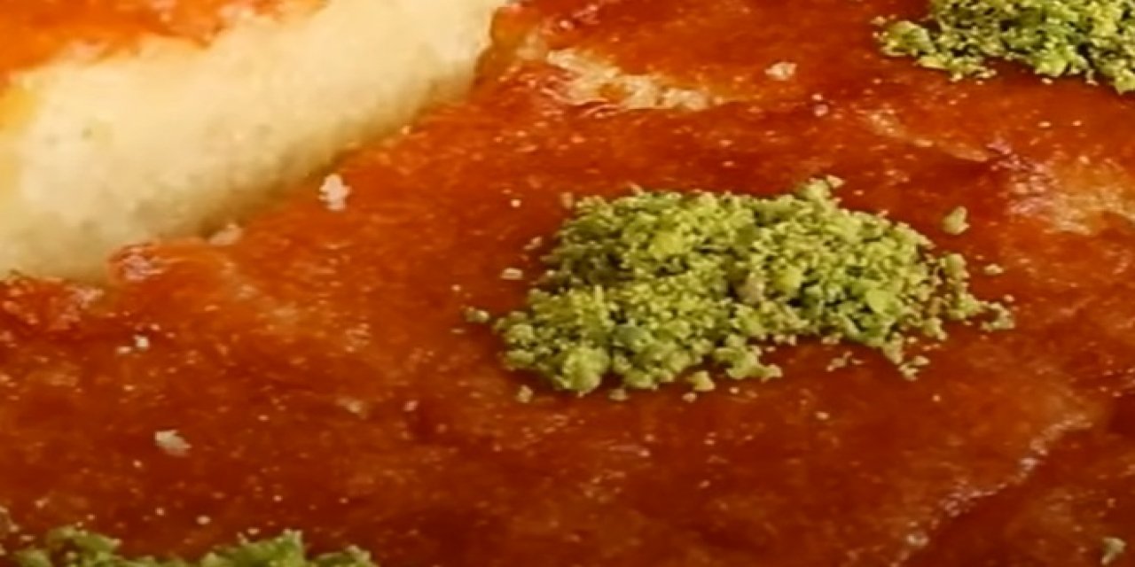 Geleneksel Bir Tatlı, Gizli Tarif Sırrıyla Şerbetli İrmik Tatlısı Tarifi!