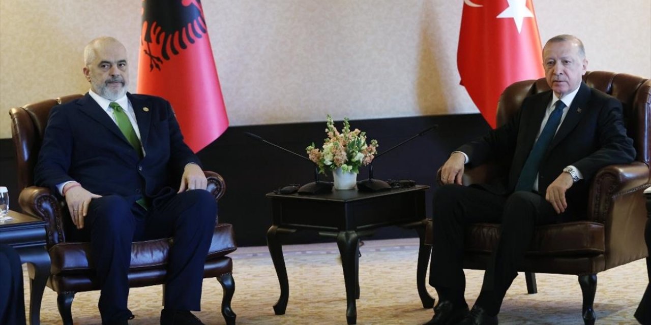 Cumhurbaşkanı Erdoğan, Arnavutluk Başbakanı Rama'dan Flaş Görüşme