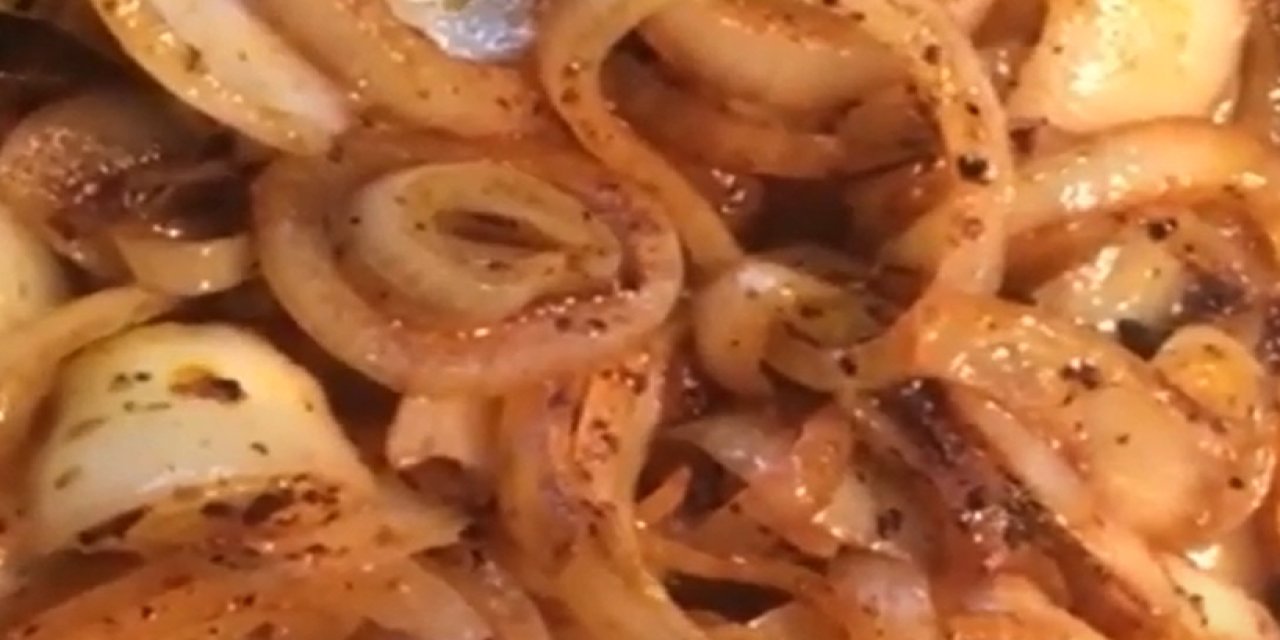 Lokantacıların Lezzet Sırrıyla Kebapçı Usulü Soğan Salatası Tarifi
