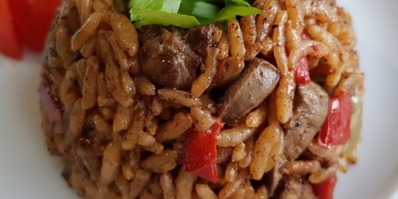 Pilavı Daha Lezzetli Hale Getiren Mutfak Sırrıyla Ciğerli Pilav Tarifi