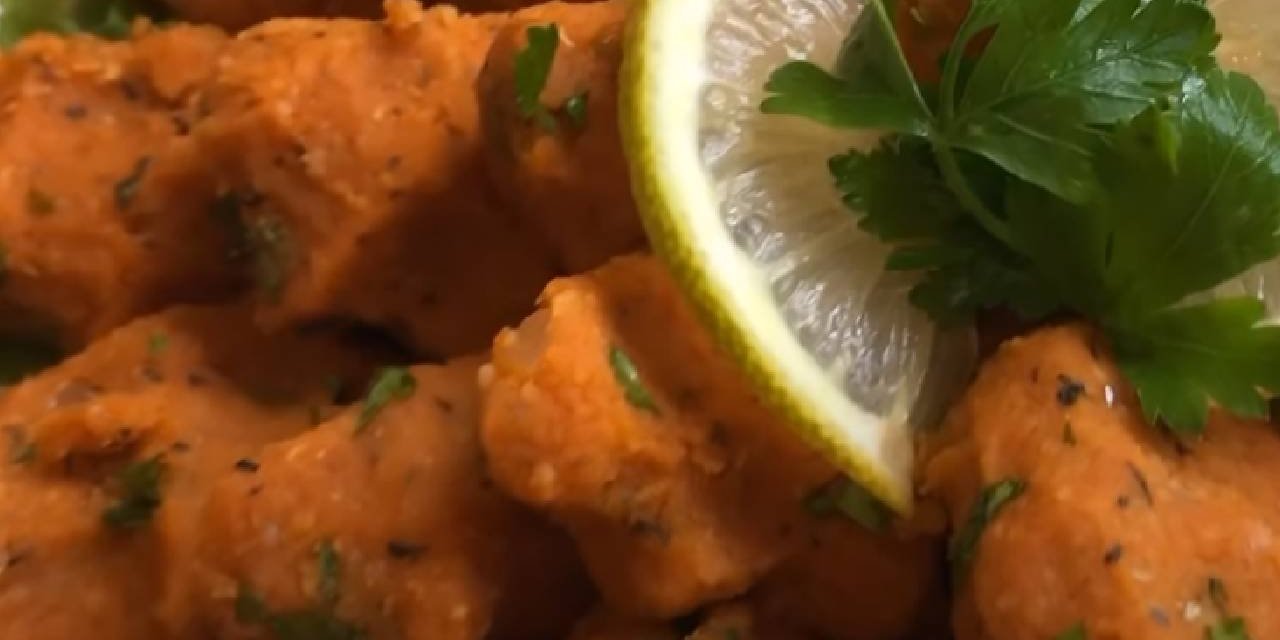 Mercimek köftesi yaparken dağılmaması için atlamamanız gereken püf nokta..