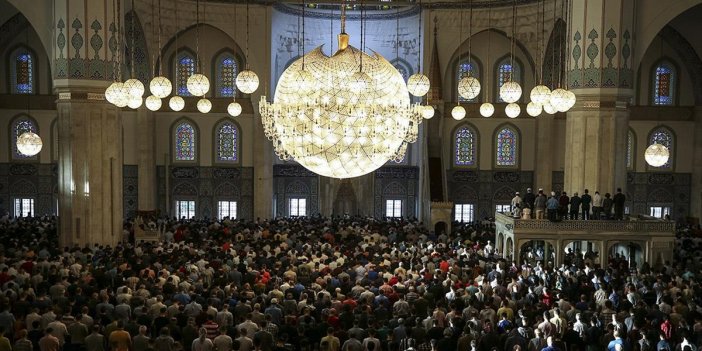 Diyanet İşleri Başkanlığı İl İl Bayram Namazı Saatlerini Paylaştı