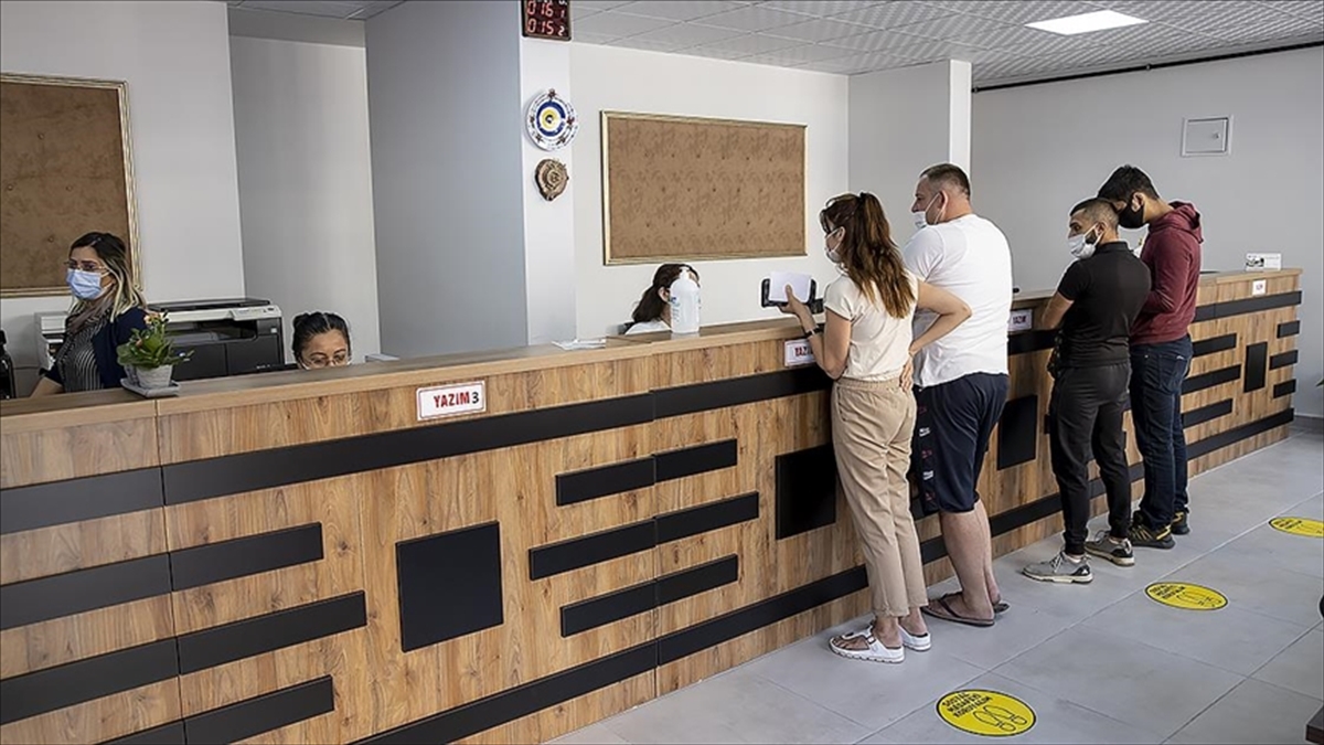 Noterlerde En Çok Araç Satışları İçin Mesai Harcandı