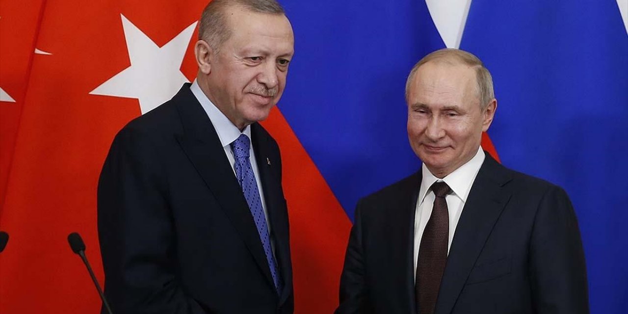 Cumhurbaşkanı Erdoğan, Putin ile Türkiye'de Gerçekleşen Takası Görüştü
