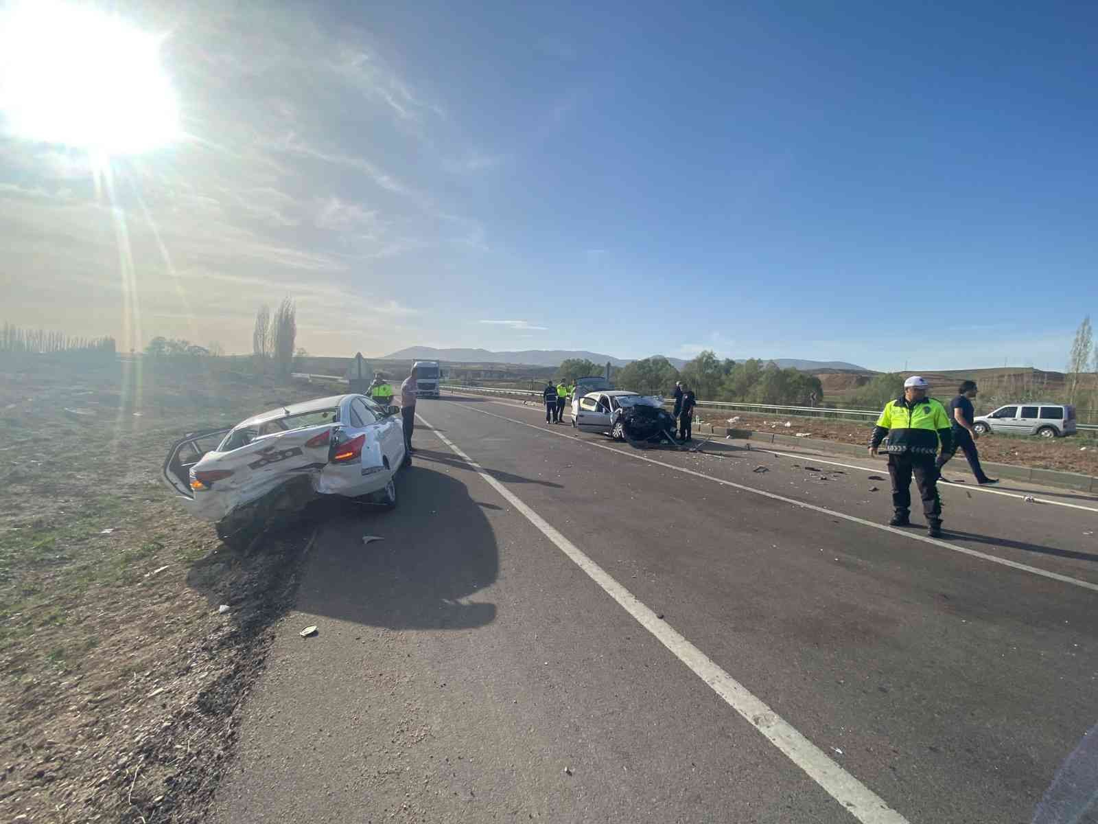 Kayseri’de Pınarbaşı ilçesinde Trafik Kazası: 6 Yaralı