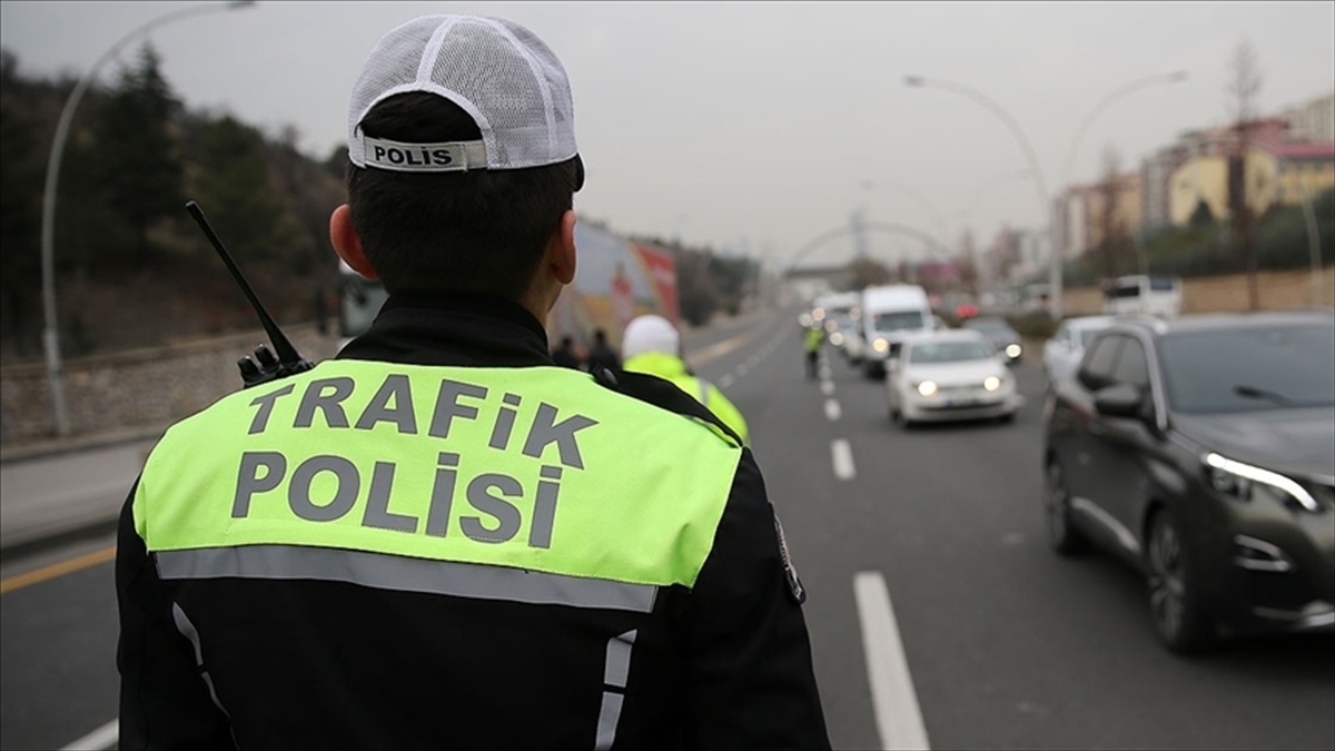 İstanbul'da 1 Mayıs Nedeniyle Trafiğe Kapatılan Yollar Belli Oldu