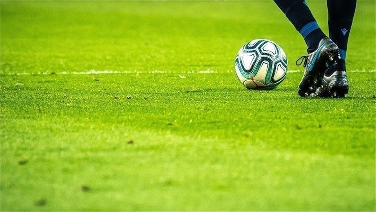 Futbolda Haftanın Programı Belli Oldu! Fenerbahçe ve Galatasaray'ın rakipleri açıklandı