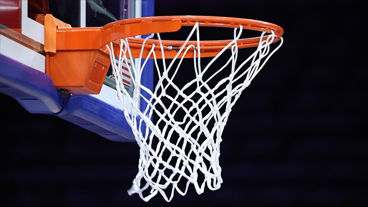 Nba'de Suns, Mavericks Ve 76ers Yarı Finale Çıkmaya Hak Kazandı