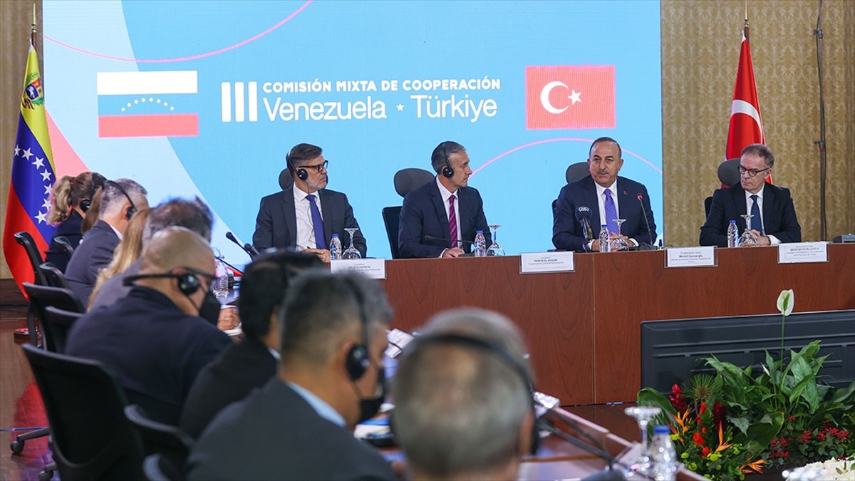 Bakan Çavuşoğlu: Venezuela İle 1,5 Milyar Dolar Hedefine Rahatlıkla Ulaşılacağını Açıkladı