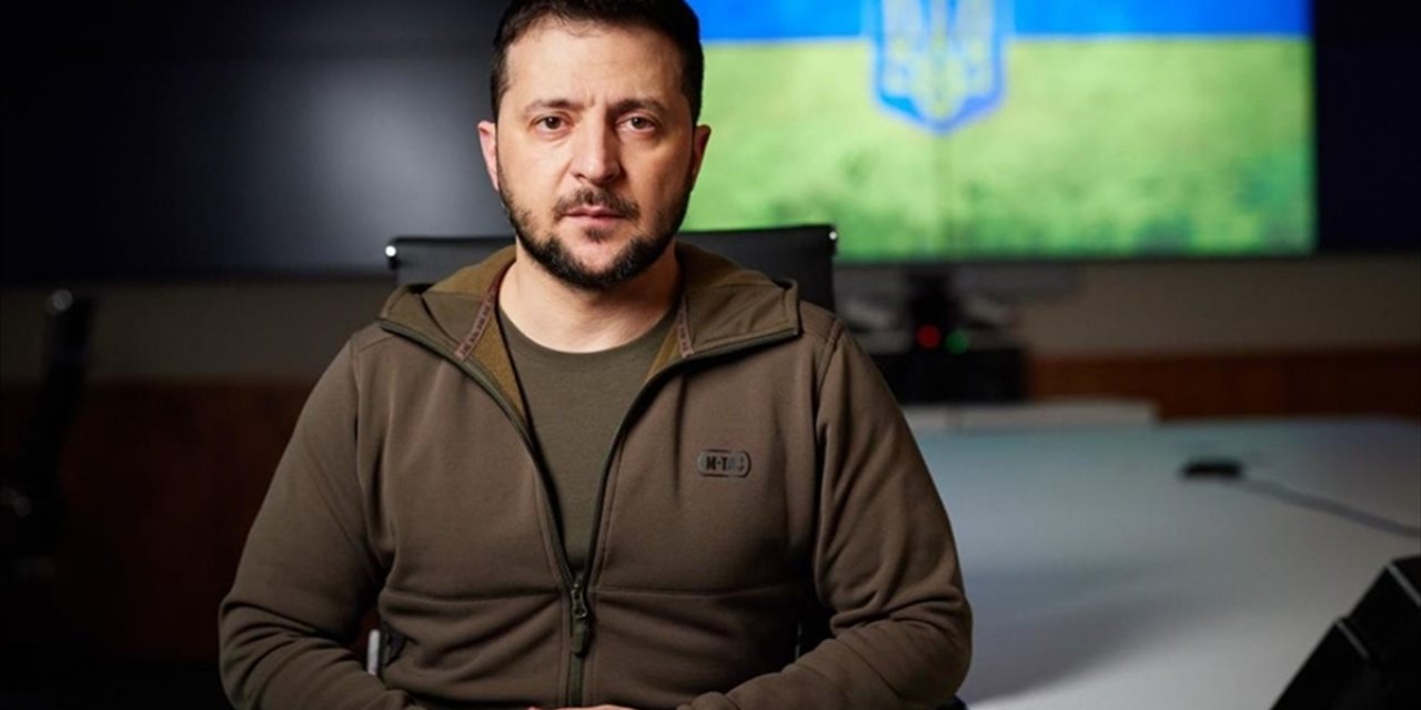 Zelenskiy, Arnavutluk Meclisine Seslendi: 'Rus Turistlerin Ülkeye Gelmesini Kısıtlayın'
