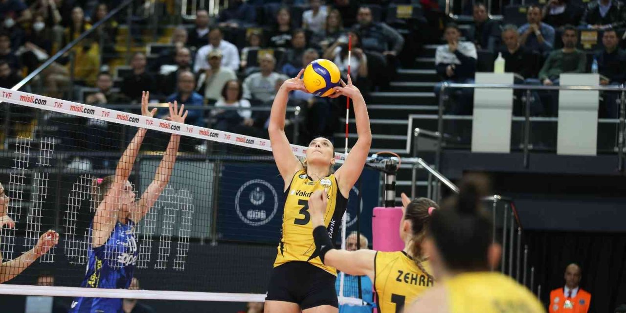 Vakıfbank'ın Sultanları, Final Serisinde Durumu 1-1 Eşitledi