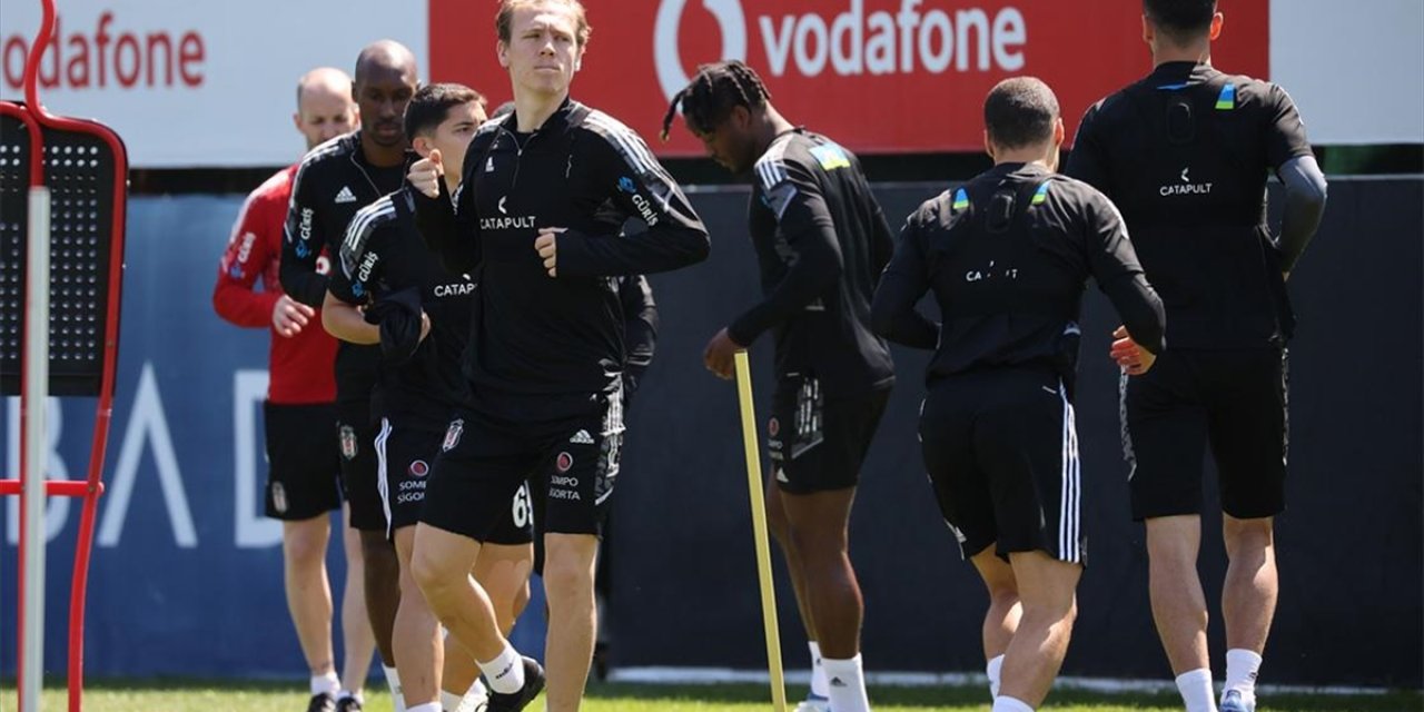 Beşiktaş, Fenerbahçe Derbisi Öncesi Hazırlıklarını Sürdürdü