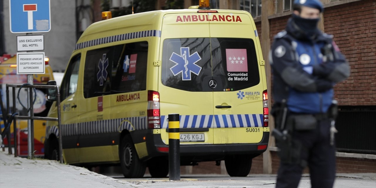İspanya'nın Başkenti Madrid'de Bir Bina Havaya Uçtu, 2 Kişi Kayıp, 18 Kişi Yaralı