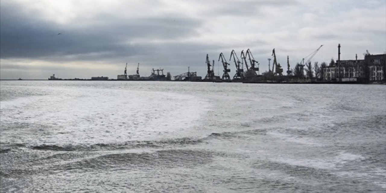 Ukrayna Limanlarında 70 Gemi Mahsur Kaldı