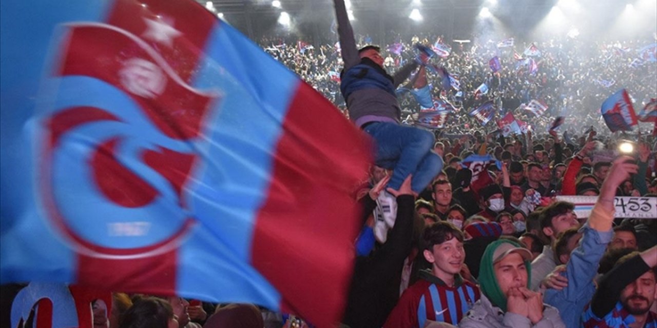 Trabzonspor'da Kupa Töreni Heyecanı