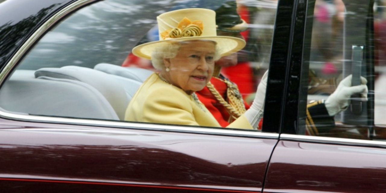 Kraliçe II. Elizabeth'in Sağlık Durumu Kötüye Gidiyor