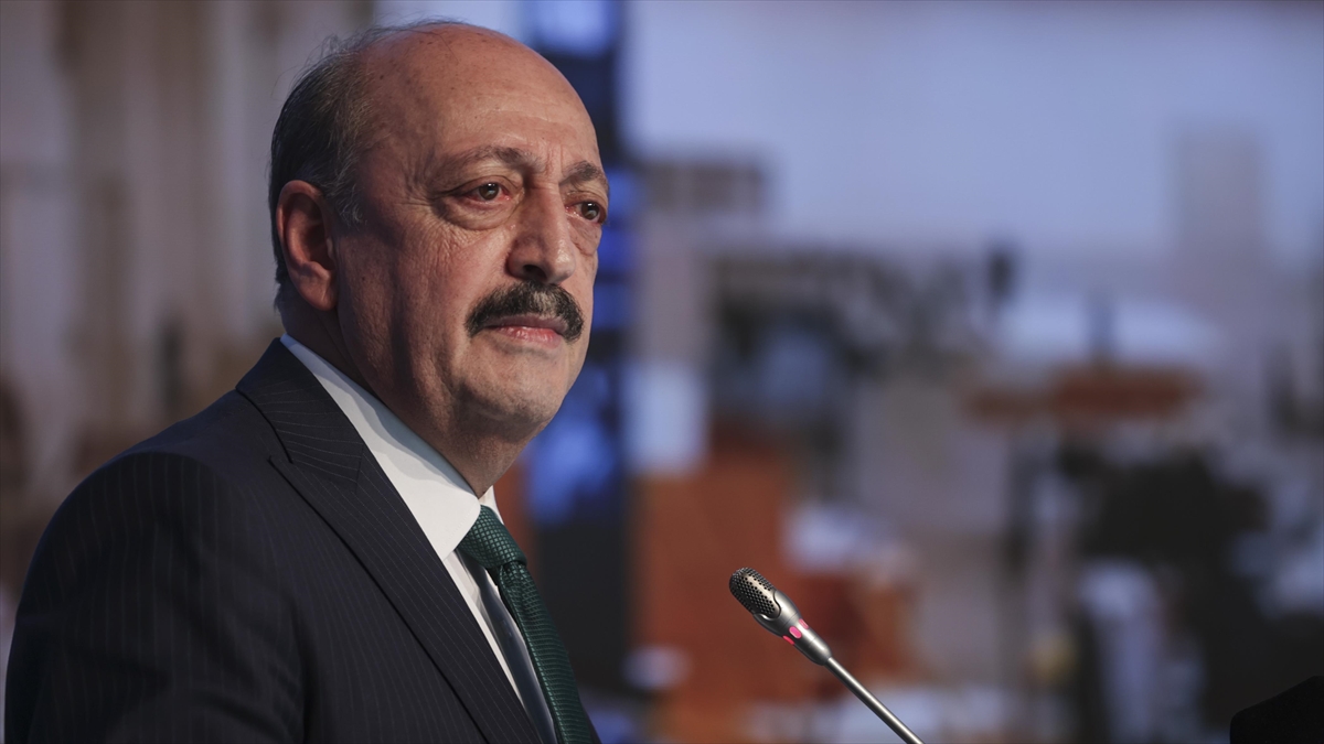 Bakan Bilgin'den Emeklileri İlgilendiren Yeni Zam Açıklaması! Son Çalışmayı Anlattı