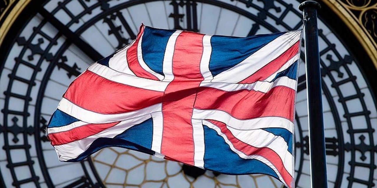Kuzey İrlanda'daki Seçimleri Ayrılıkçı Fein Kazandı, İngiltere ile İrlanda Arasında Kriz Çıktı