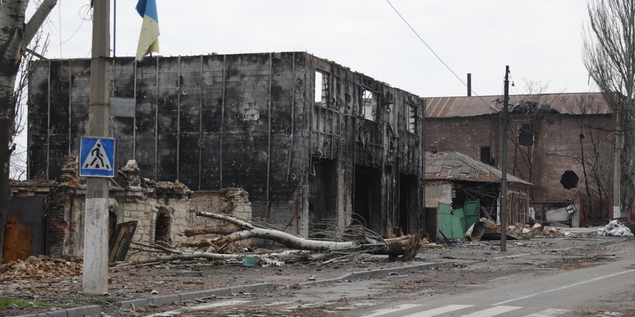 Rus Ordusu Ukrayna'nın Maiupol Kentini Kuşatma Altına Aldı