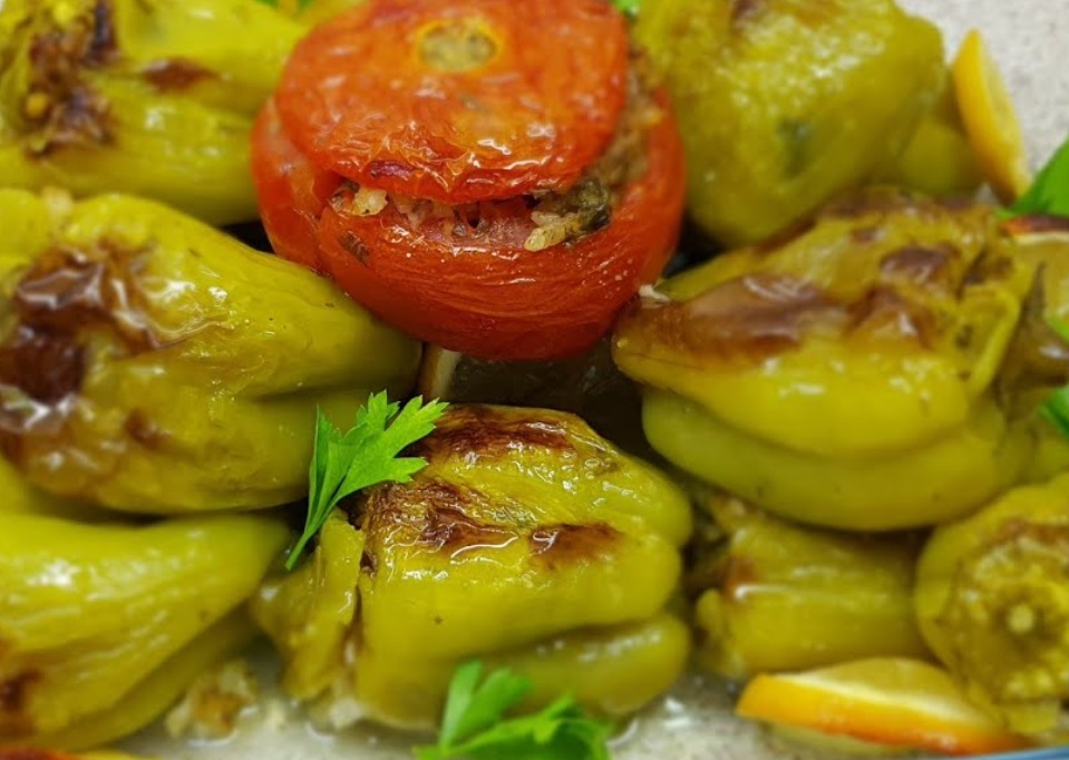 Zeytinyağlı biber dolması yaparken lezzeti doruğa çıkaran aşçılık sırları