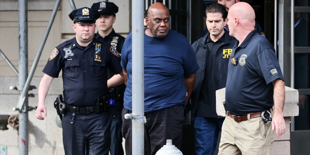 Tutuklu New York Metrosu Saldırganı 'Suçsuzum' Dedi