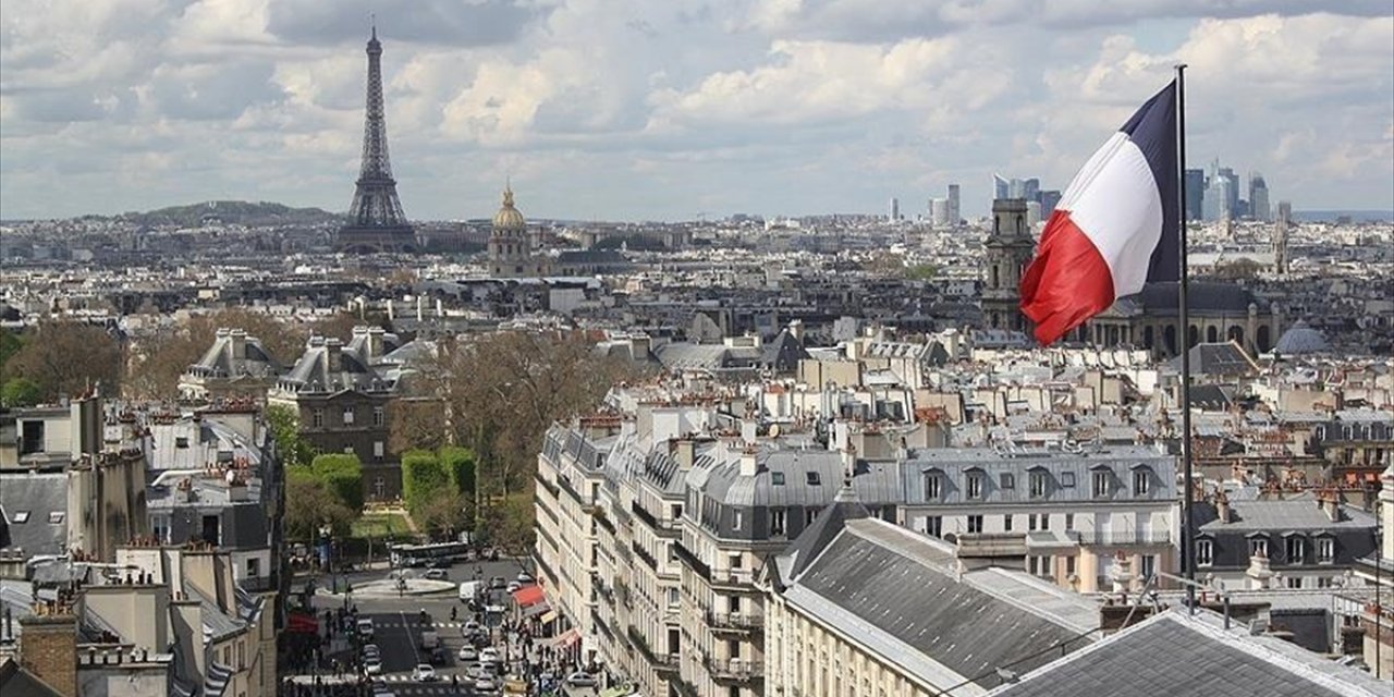 Fransız Yetkililer, Türkiye'nin Paris Başkonsolosluğuna Yapılan Terör Saldırısını Kınadı