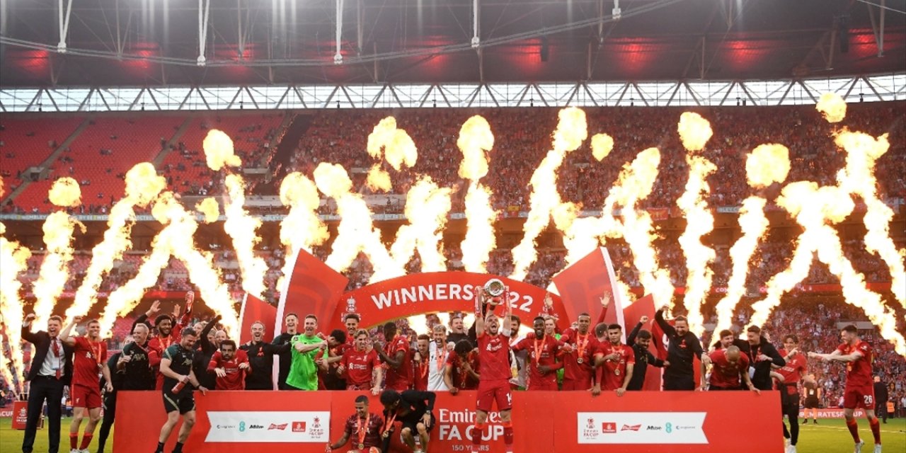 Liverpool, İngiltere Federasyon Kupası'nı 8'ince Kez Kaldırdı