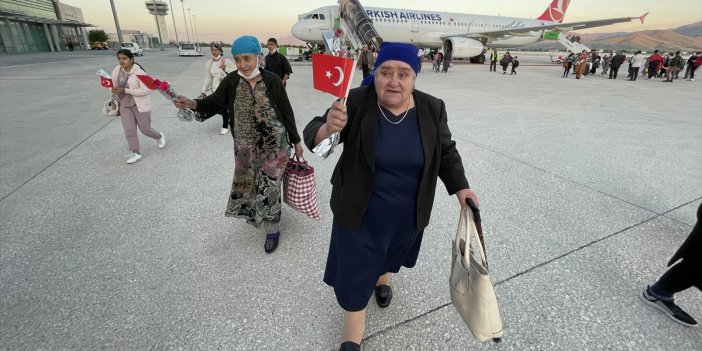 Ukrayna'dan Tahliyeler Devam Ediyor, Ahıska Türklerinden Oluşan Altıncı Kafile Elazığ'da
