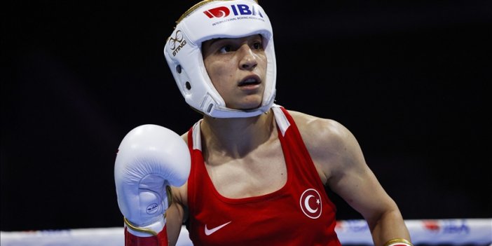 Milli Boksör Ayşe Çağırır Dünya Şampiyonu Oldu