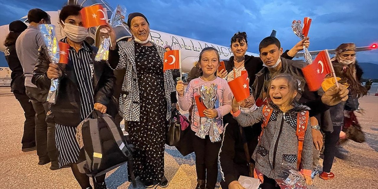 Ahıska Türklerinden Oluşan 8. Kafile Türkiye'ye Ulaştı