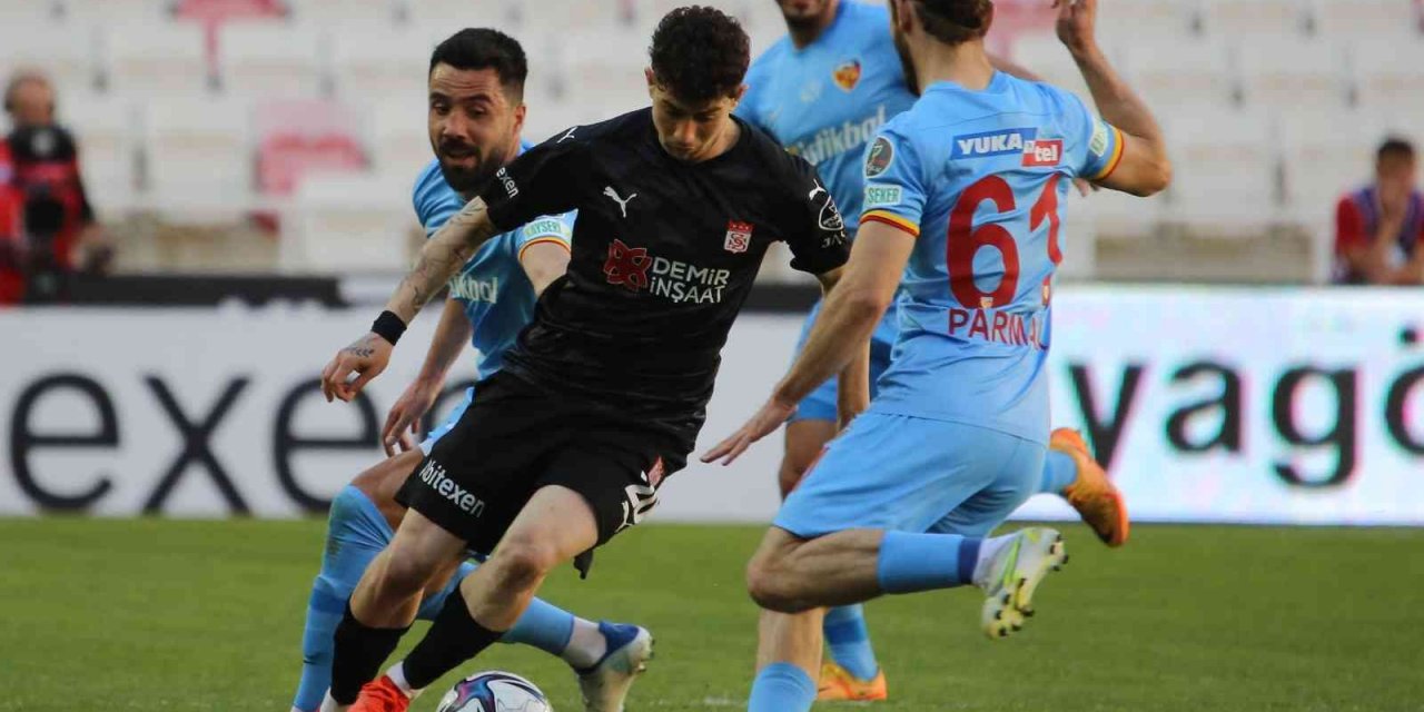 Spor Toto Süper Lig'in Son Haftasında Sivasspor Sahadan Galip Ayrıldı